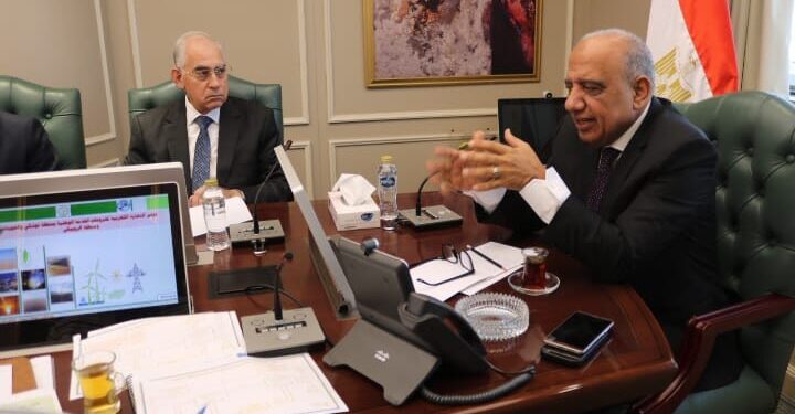 وزير الكهرباء: مخطط زمني لتنفيذ التدعيمات اللازمة لتغذية الأحمال المطلوبة للمشروعات الجديدة والتوسعات المستقبلية