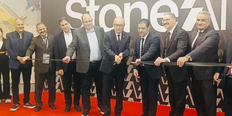 محافظ القاهرة يفتتح معرض «ستون أفريكا» بمشاركة 150 عارضًا