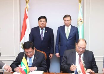 وزير الزراعة يشهد توقيع مذكرة تفاهم لتبادل الخبرات والتكنولوجيا الحديثة مع دولة ميانمار