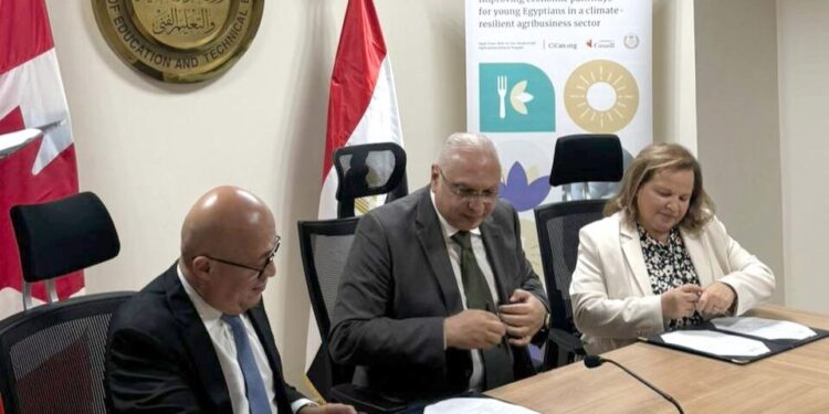 شراكة استراتيجية بين وزارة التربية والتعليم وشركة دالتكس لإنشاء مدرستين فنيتين في الزراعة التكنولوجية