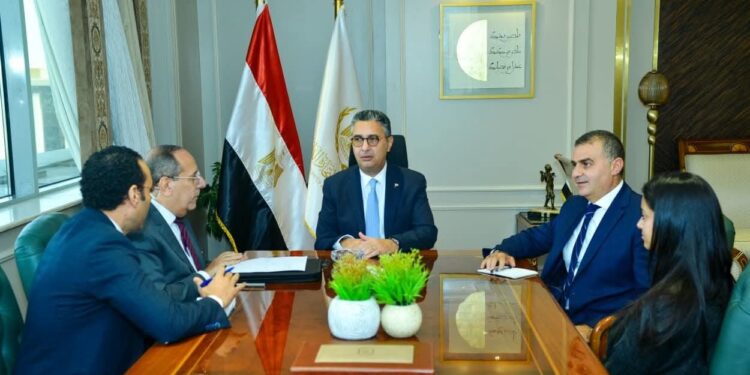 وزير التموين: بدء طرح الزيوت الحرة بأسعار مخفضة من إنتاج الشركة القابضة للصناعات الغذائية بسلسلة هايبر وان