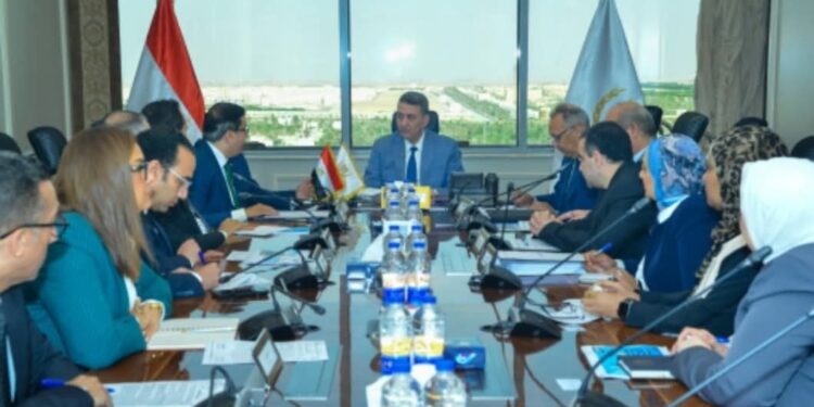 وزير التموين: اجتماعات لبحث إنشاء المركز اللوجستي العالمي لتخزين وتوزيع الحبوب بميناء شرق بورسعيد