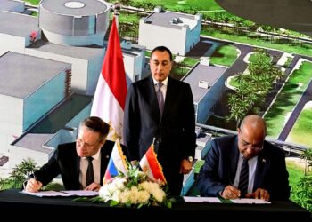 رئيس الوزراء يشهد توقيع أمر شراء الوقود النووي لمحطة الضبعة النووية واتفاقية البرنامج الشامل للتعاون مع شركة «روساتوم»