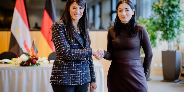 وزيرة التخطيط تبحث توسيع نطاق برنامج مبادلة الديون من أجل التنمية مع نظيرتها الألمانية