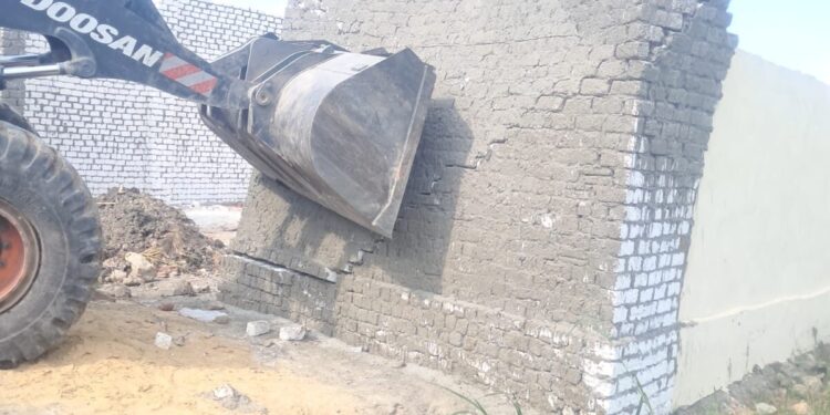 «الإصلاح الزراعي» تزيل 150 حالة تعدي وتضخ 5 ملايين بيضة بالأسواق وتحقق 145مليون جنيه إيرادات خلال أكتوبر