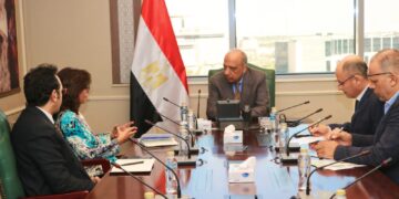 وزير الكهرباء يبحث مع مدير الأكاديمية الوطنية للتدريب التنسيق والعمل المشترك في العديد من مجالات