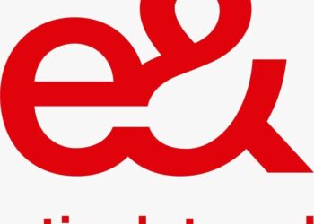 إي آند مصر تحقق إنجازًا رائدًا في تكنولوجيا الميكروويف بإطلاق أول هوائي في العالم من نوع Uranus MB²متعدد الحزم والنطاقات