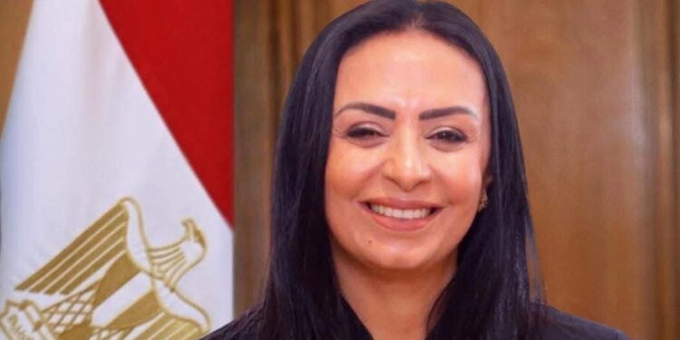 التضامن الاجتماعي: إطلاق الخط الساخن الموحد رقم 17673 التابع للوحدة المركزية للعمل الأهلي