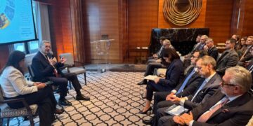  برئاسة المهندس كريم بدوي.. بعثة الأعمال المصرية في لندن للترويج للحوافز الاستثمارية بقطاع التعدين المصري