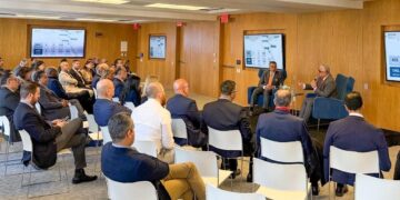 رئيس اقتصادية قناة السويس يلتقي شركات أمريكية كبرى في نيويورك لمد جسور التعاون الصناعي والاستثماري