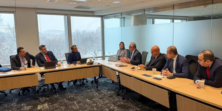 رئيس اقتصادية قناة السويس يستعرض الفرص الاستثمارية أمام مؤسسات وشركات أمريكية بالقطاعات المستهدفة