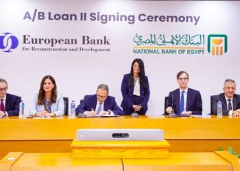 وزيرة التخطيط تشهد توقيع اتفاقية تمويل بين البنك الأوروبي لإعادة الإعمار والبنك الأهلي المصري بـ 100 مليون دولار لدعم المشروعات الصغيرة والمتوسطة