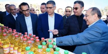 وزير التموين و محافظ الجيزة يفتتحان سوق اليوم الواحد بمنطقة حدائق الأهرام.. وتفقد 19 سوقاً