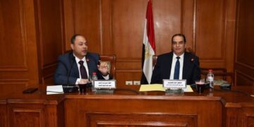 رئيس هيئة تنمية الصعيد يستعرض جهود وخطة عمل الهيئة أمام لجنة الإسكان والإدارة المحلية والنقل بمجلس الشيوخ