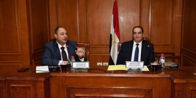 رئيس هيئة تنمية الصعيد يستعرض جهود وخطة عمل الهيئة أمام لجنة الإسكان والإدارة المحلية والنقل بمجلس الشيوخ