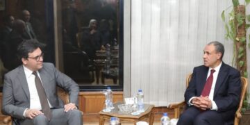 وزيرا الثقافة والخارجية يبحثان تعزيز الحضور الثقافي المصري دوليًا والتعاون المشترك في معرض القاهرة الدولي للكتاب
