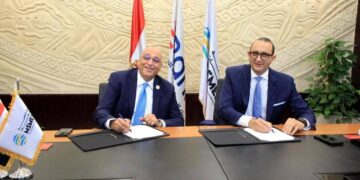 تعاون جديد بين جهاز تنمية المشروعات وبنك تنمية الصادرات لدعم المشروعات المتوسطة والصغيرة الصناعية للتصدير للخارج