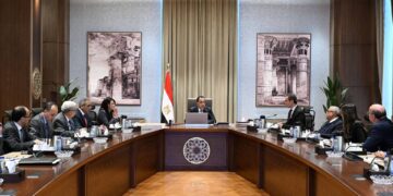 في اجتماع برئاسته: رئيس الوزراء يُتابع إجراءات رفع كفاءة أداء الهيئات الاقتصادية