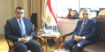 وزير الإسكان ومحافظ الدقهلية يتابعان عددآ من الملفات المشتركة