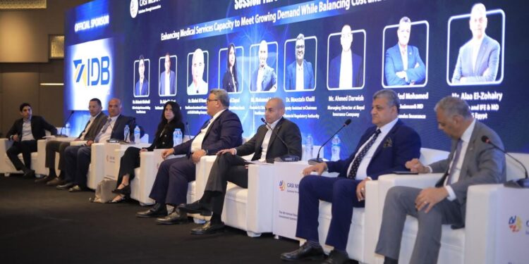 مسؤولون وخبراء ينافشون آليات جذب الاستثمارات للرعاية الصحية وتعزيز الشراكة بين القطاعين العام والخاص