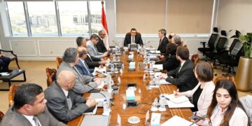 وزير الإسكان يستقبل وفد من بنك الاستثمار الأوروبي EIB لبحث تعزيز فرص التعاون المشترك وموقف المشروعات الجارية