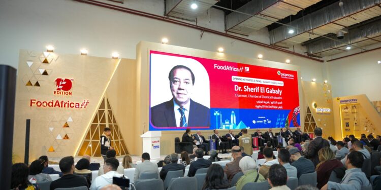 شريف الجبلي: صناعة البلاستيك تواجه تحديات عالمية.. ونسعى لإدارة الملف بالتعاون مع وزارة البيئة دون الإضرار بالصناعة المحلية