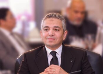 اتحاد المستثمرين الأفروآسيوي يكرم أحمد جمال رئيس مجلس إدارة شركة أربيان مارك للتطوير العقاري