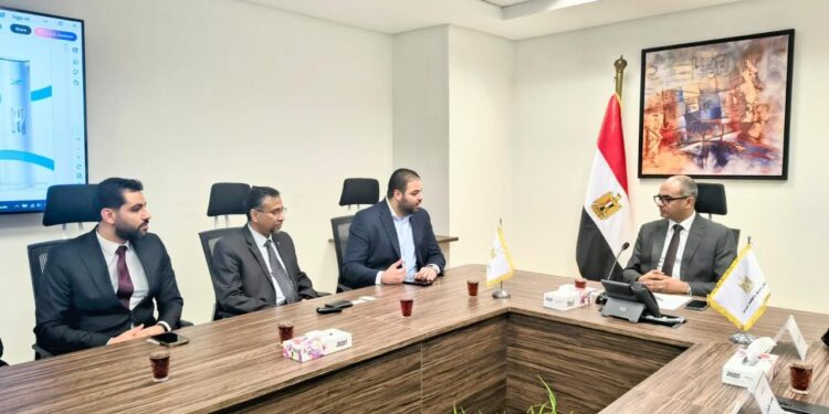 نائب وزير الإسكان يبحث التعاون مع شركة كورية متخصصة في تصنيع مكونات محطات تحلية المياه والصرف الصحي