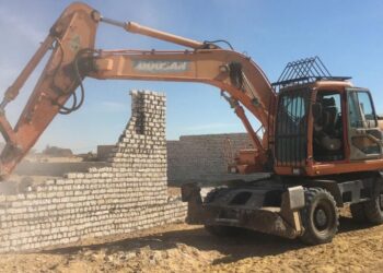 تنفيذا لتوجيهات وزير الإسكان: أجهزة المدن الجديدة تواصل تنفيذ حملات إزالة التعديات ومخالفات البناء واسترداد الأراضي المخالفة