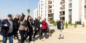مسوؤلي هيئة المجتمعات العمرانية وشركة توريك يتفقدون «بليس جيت» استعداداً لتسليم المرحلة الأولى