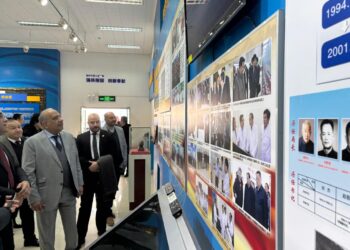 وزير الكهرباء يبحث مع مجموعة المؤسسة الوطنية الصينية للطاقة النووية التعاون والشراكة فى مجالات الاستكشاف والاستخراج