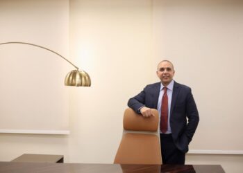 الرئيس التنفيذي لـ«أتيكو فارما إيجيبت للأدوية» يستعرض تفاصيل التوسعات الاستثمارية ودورها في تعزيز الإنتاج والتصدير