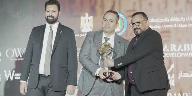 تكريم شركة البروج للإنشاء والتعمير في مهرجان The Best عقار مصر 2025 بالمتحف المصري الكبير