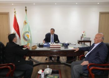 وزير الزراعة يستقبل رئيس اتحاد منتجي الدواجن لبحث استقرار وتوازن الأسعار وما تم تداوله حول ارتفاع أسعار الكتاكيت