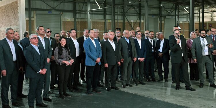 رئيس الوزراء يفتتح التوسعات الجديدة لمركز «كادمار انترناشونال» اللوجستي باستثمارات 24 مليون دولار