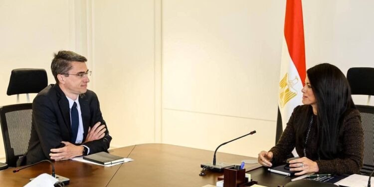 وزيرة التخطيط تبحث مع المدير الإقليمي للبنك الدولي تعظيم أدوات التمويل المبتكر والتوسع في الضمانات الاستثمارية والأدوات الموجّهة للقطاع الخاص