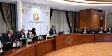 بتعاون مع منظمات الأمم المتحدة: رئيس الوزراء يتابع ملف حصر التكلفة الاقتصادية لأعداد اللاجئين والمهاجرين المقيمين في مصر