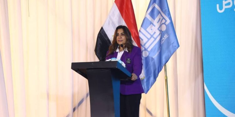 هيئة النقل العام: بدء تطبيق منظومة الدفع الإلكتروني للتذكرة في 300 أتوبيس .. وكروت للدفع المسبق .. وتطبيق إلكتروني على الموبايل «طوالى»