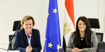 وزيرة التخطيط تتابع مع سفيرة الاتحاد الأوروبي تنفيذ الشق الاقتصادي من الشراكة الاستراتيجية وأولويات المنح التنموية لأعوام 2026-2027 وإتاحة المزيد من التمويلات المختلطة للقطاع الخاص