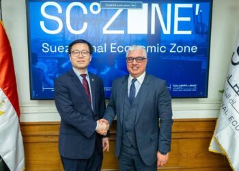 رئيس اقتصادية قناة السويس يلتقي وزير التجارة والصناعة والطاقة بكوريا الجنوبية لبحث التعاون المشترك