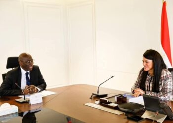  وزيرة التخطيط توقع مع البنك الأفريقي للتنمية المرحلة الثانية من برنامج تنمية القطاع الخاص والتنوع الاقتصادي بقيمة 170 مليون دولار