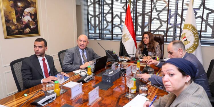 دكتور منال عوض: تبحث سبل تعزيز الاستثمار داخل المحميات الطبيعية مع صندوق تحيا مصر