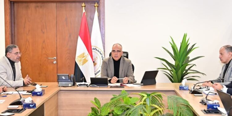 «المركز القومي لبحوث المياه» يناقش مقترح إنشاء شركة استشارية تابعة للمركز لدعم منظومة «الجيل الثاني للمياه»