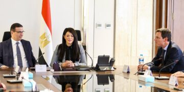 وزيرة التخطيط توقّع مذكرة تفاهم مع شركة «شنايدر إلكتريك» لدفع العمل المناخي وتعزيز الأمن الغذائي من خلال مشروعات برنامج نُوفّي
