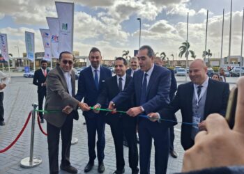 خالد أبو المكارم: 16% معدل نمو صناعة البلاستيك وصادرات القطاع بلغت 2.4 مليار دولار