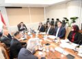 وزير الإسكان يعقد اجتماعا مع مسئولي شركة سامكريت لمتابعة الموقف التنفيذي للمشروعات التي تنفذها الشركة بالمدن الجديدة