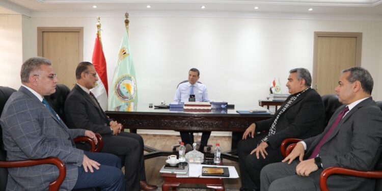 وزير الزراعة يبحث مع «مكافحة الجراد الصحراوي» سبل تعزيز التعاون الإقليمي.. وإشادة دولية بالريادة المصرية في أنظمة الإنذار المبكر