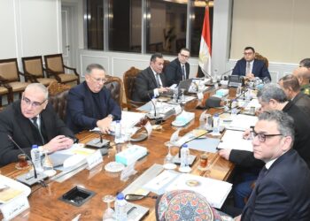 وزير الإسكان يترأس مجلس إدارة الهيئة العامة للتنمية السياحية ..و يوجه بدعم المستثمرين فى المشروعات الفندقية