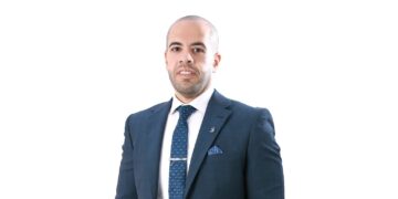 برلماني: يتقدم بطلب إحاطة بشأن إلغاء الإعفاء الجمركي والضريبي للهواتف المحمولة الواردة من الخارج