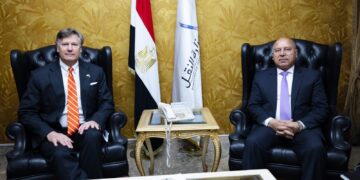 وزير الصناعة يستقبل نائب وزير الخارجية الأمريكي لبحث تعزيز التعاون المشترك